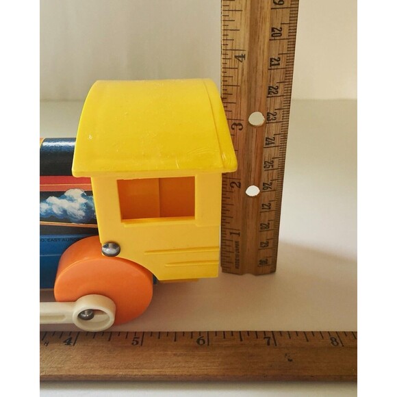 Vintage Fisher Price Toot Toot Train LE Pull Toy 1989 COA NEW OLD STOCK GIFT - Picture 5 of 16
